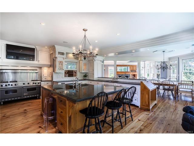 129 Beachside Avenue, Westport, CT 06880