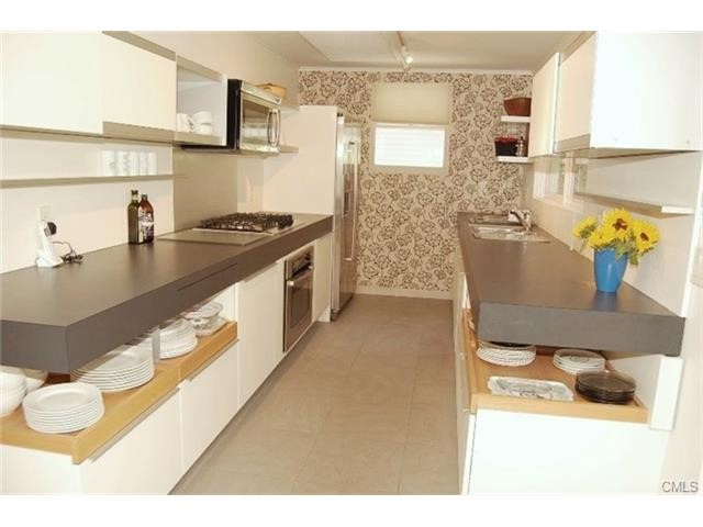 232 Hillspoint Road, Westport, CT 06880