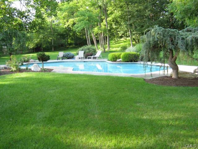 1 Brightfield Lane, Westport, CT 06880