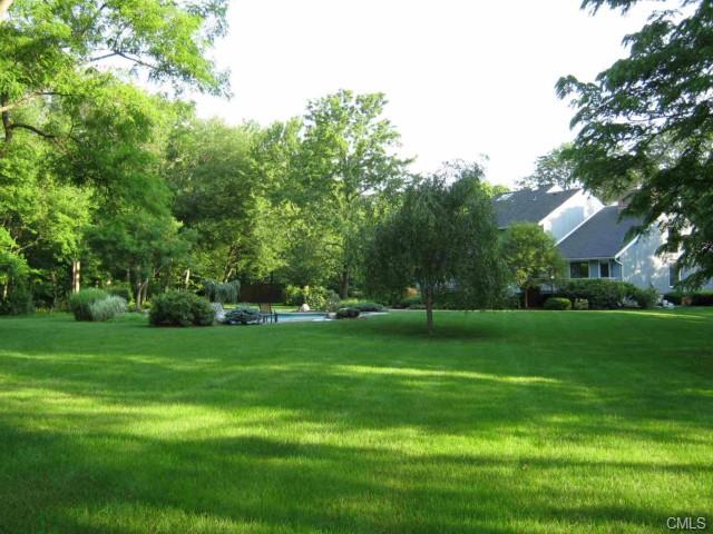 1 Brightfield Lane, Westport, CT 06880
