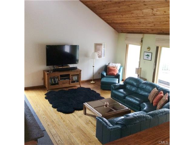 1 Brightfield Lane, Westport, CT 06880