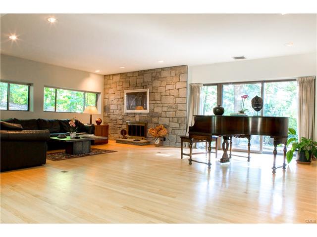 10 Berkeley Road, Westport, CT 06880