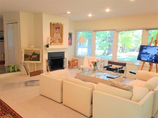 250 Saugatuck Avenue, Westport, CT 06880