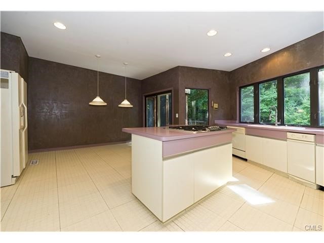34 Lyons Plains Road, Westport, CT 06880