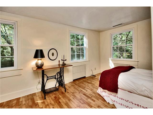 25 Stoneboat Road, Westport, CT 06880