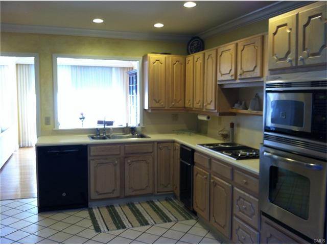 62 Regents Park, Westport, CT 06880