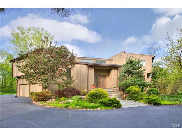 12 Stonybrook Road, Westport, CT 06880