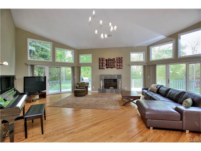 12 Stonybrook Road, Westport, CT 06880