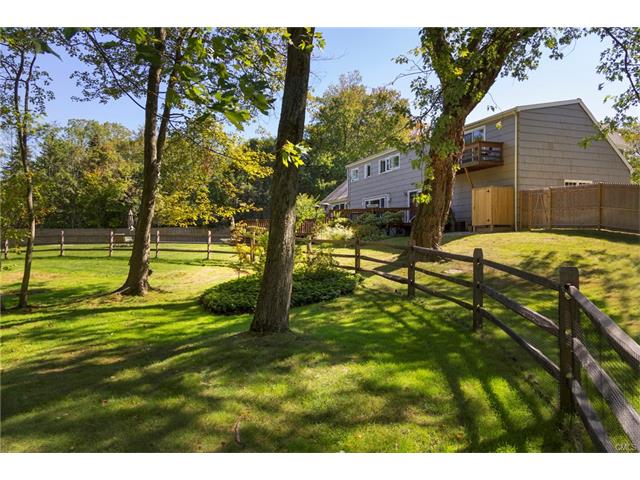 8 Pond Edge Road, Westport, CT 06880