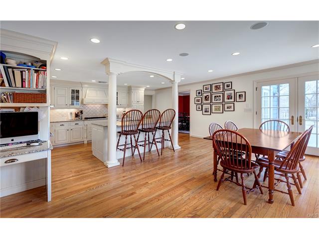 34 Compo Parkway, Westport, CT 06880