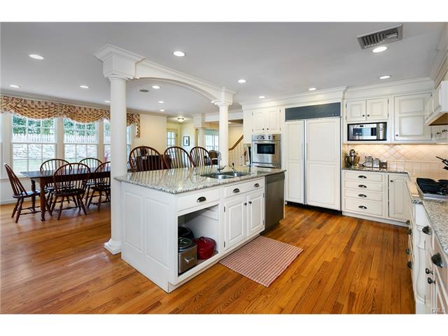 34 Compo Parkway, Westport, CT 06880