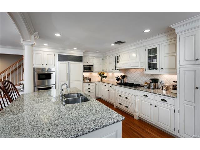 34 Compo Parkway, Westport, CT 06880