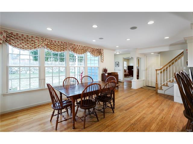 34 Compo Parkway, Westport, CT 06880