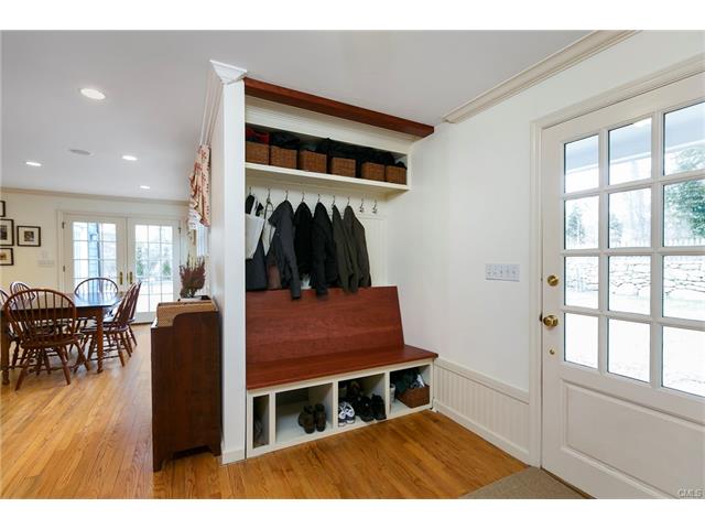 34 Compo Parkway, Westport, CT 06880