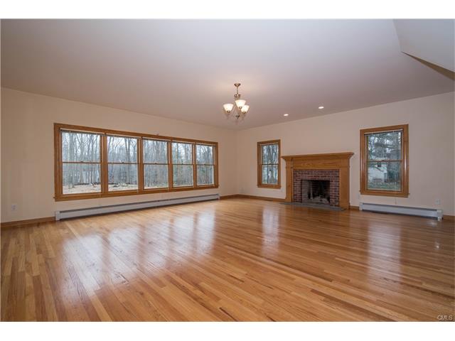 10 Fernwood Road, Westport, CT 06880