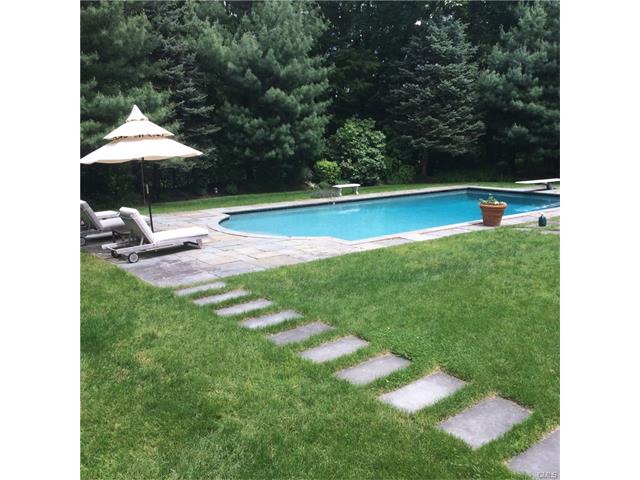 2 Newtown Turnpike, Westport, CT 06880