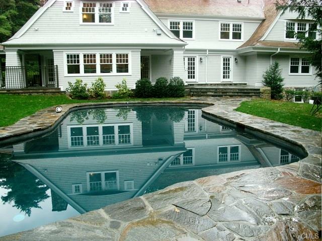 1 Country Road, Westport, CT 06880