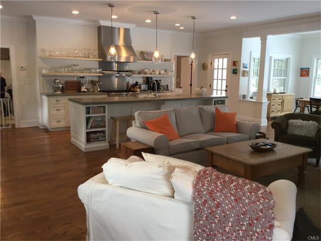 1 Country Road, Westport, CT 06880