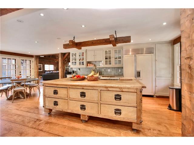 292 North Avenue, Westport, CT 06880