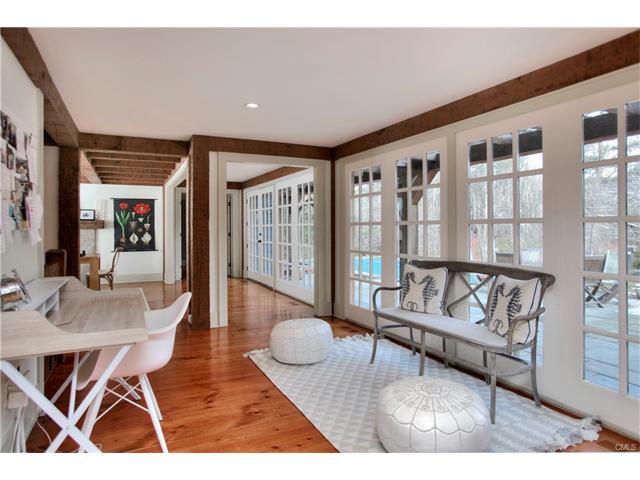 292 North Avenue, Westport, CT 06880