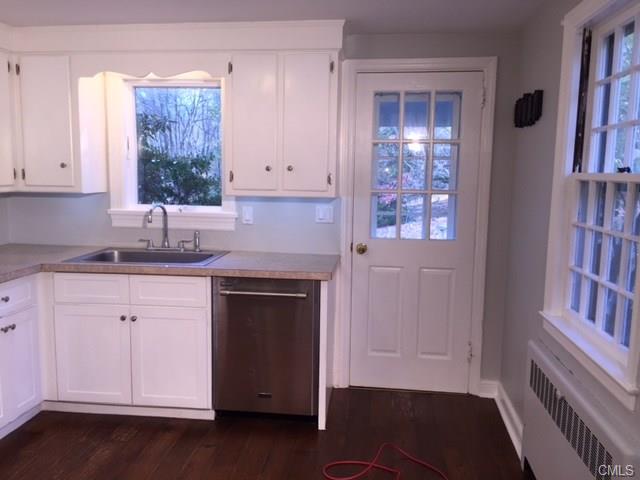 142 Weston Road, Weston, CT 06883