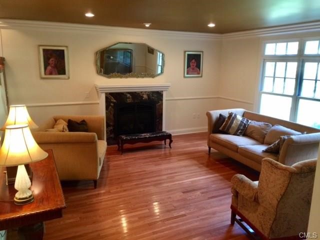 262 Newtown Turnpike, Weston, CT 06883