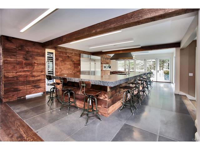 300 Newtown Turnpike, Weston, CT 06883