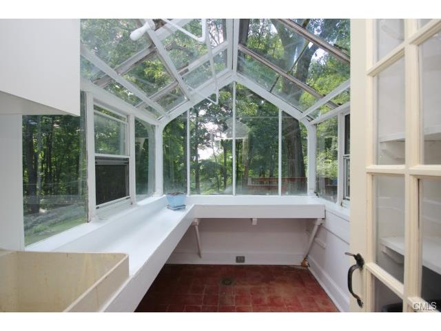 40 Hillside Road North, Weston, CT 06883