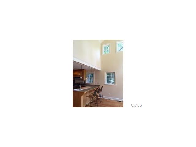 328 Newtown Turnpike, Weston, CT 06883