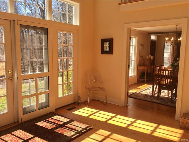 328 Newtown Turnpike, Weston, CT 06883