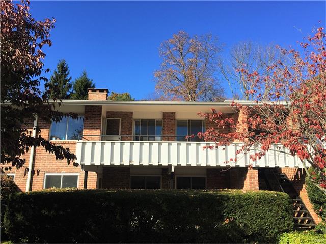 195 Southport Woods Drive, Fairfield, CT 06890