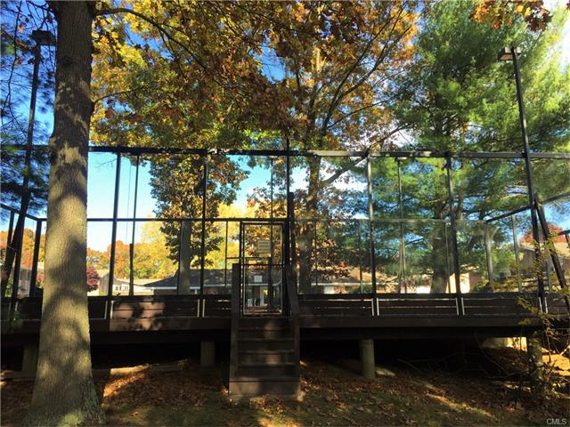 195 Southport Woods Drive, Fairfield, CT 06890
