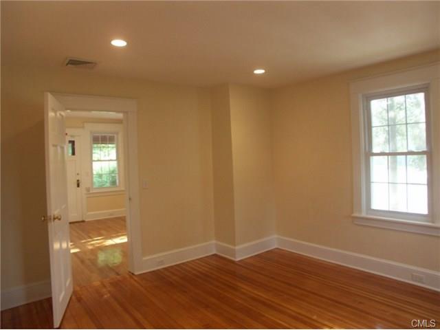 2 Kensett Avenue, Wilton, CT 06897