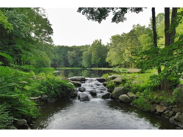 144 Huckleberry Hill Road, Wilton, CT 06897
