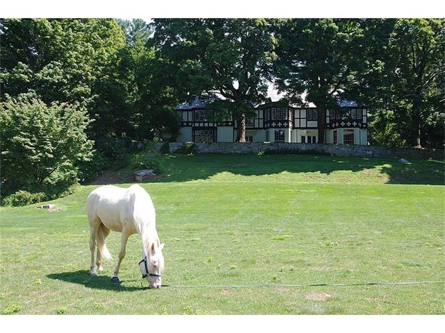 144 Huckleberry Hill Road, Wilton, CT 06897