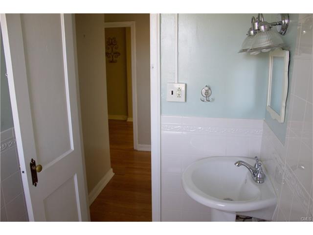 138 Woodside Green Street, Stamford, CT 06901