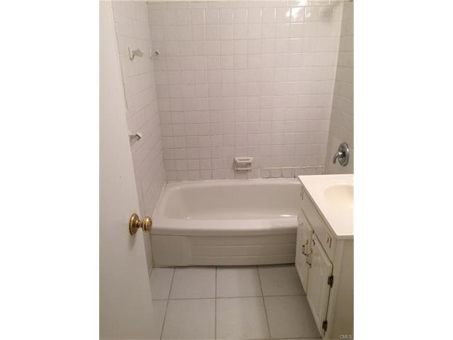 140 Grove Street, Stamford, CT 06901