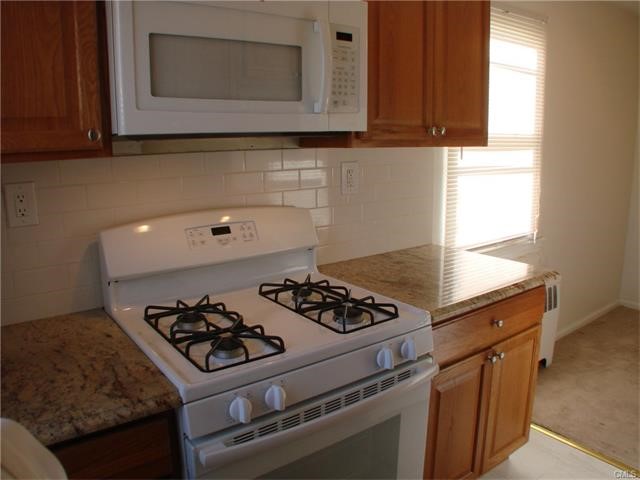 194 Seaton Road, Stamford, CT 06902