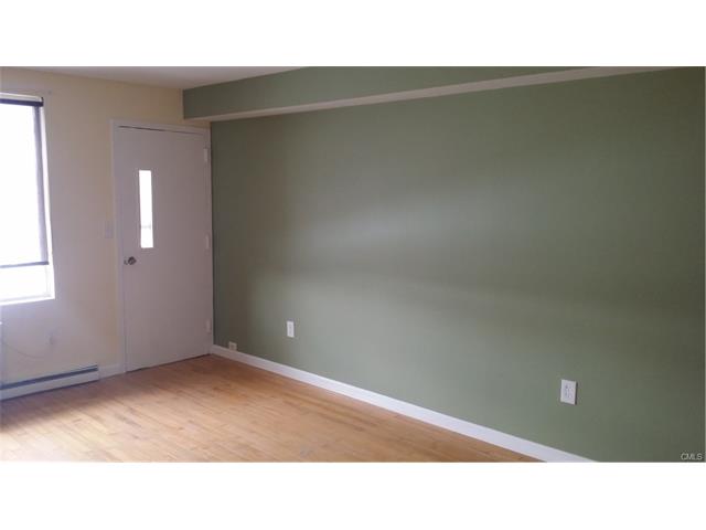 69 Cove Road, Stamford, CT 06902