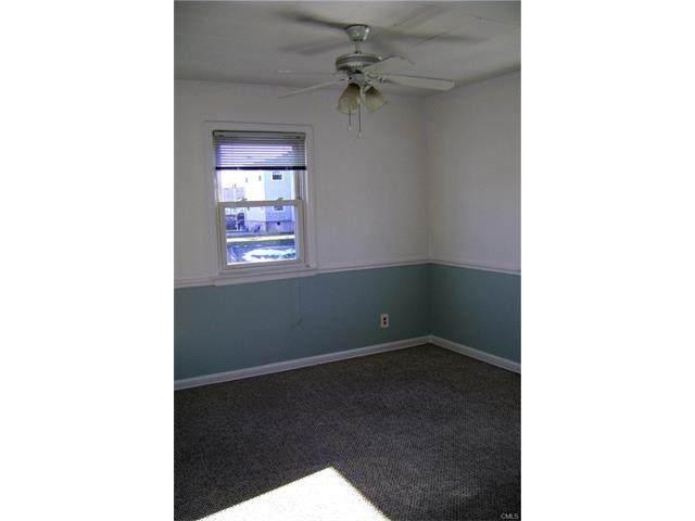 39 Claremont Street, Stamford, CT 06902