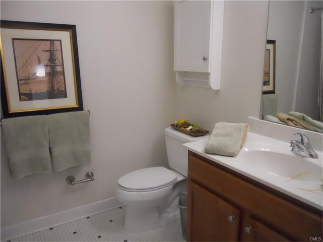 1 Birch Drive, Stamford, CT 06902