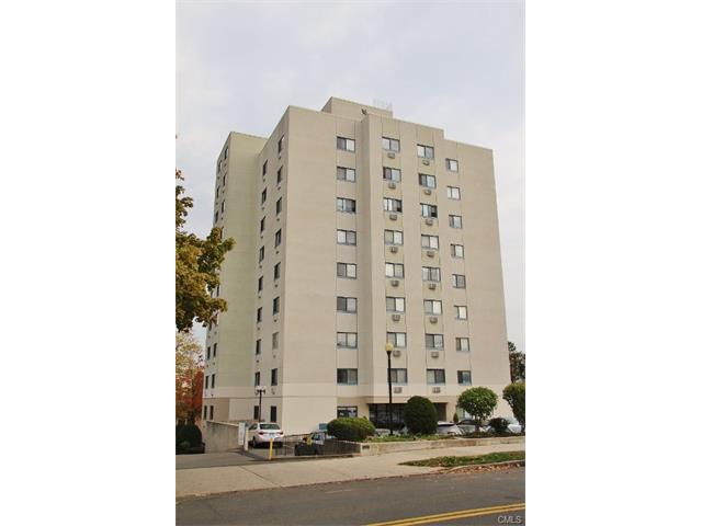 51 Schuyler Avenue, Stamford, CT 06902