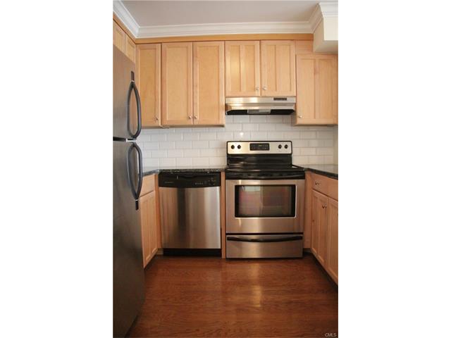 51 Schuyler Avenue, Stamford, CT 06902