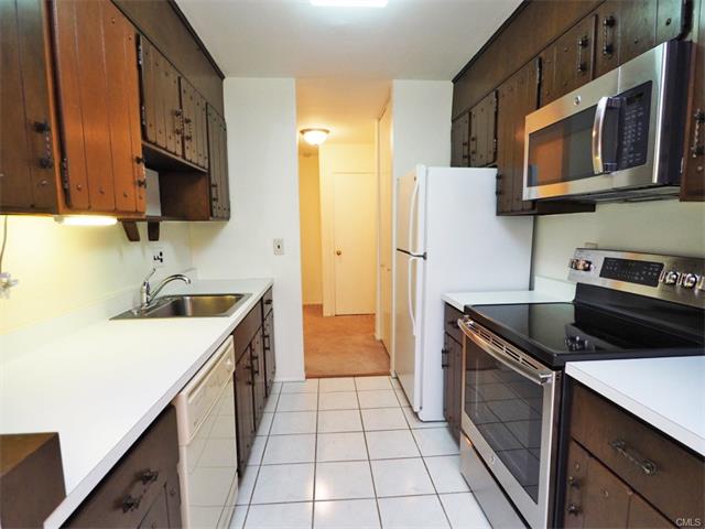 247 Hamilton Avenue, Stamford, CT 06902