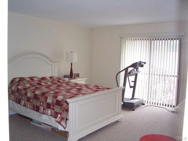 300 Seaside Avenue, Stamford, CT 06902