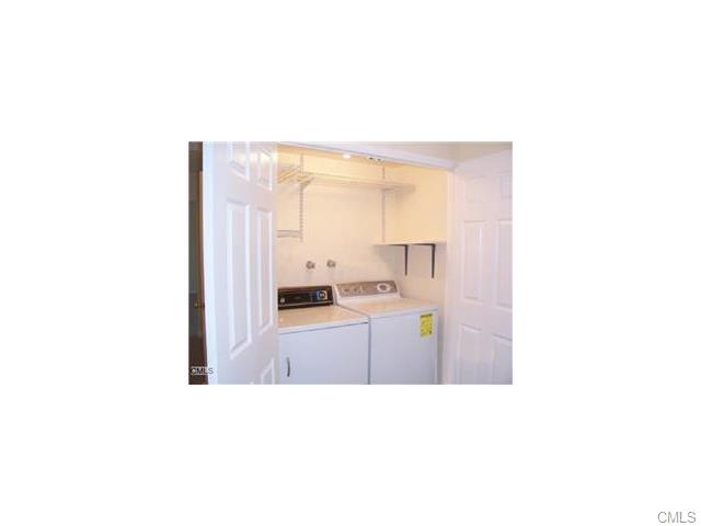 300 Seaside Avenue, Stamford, CT 06902