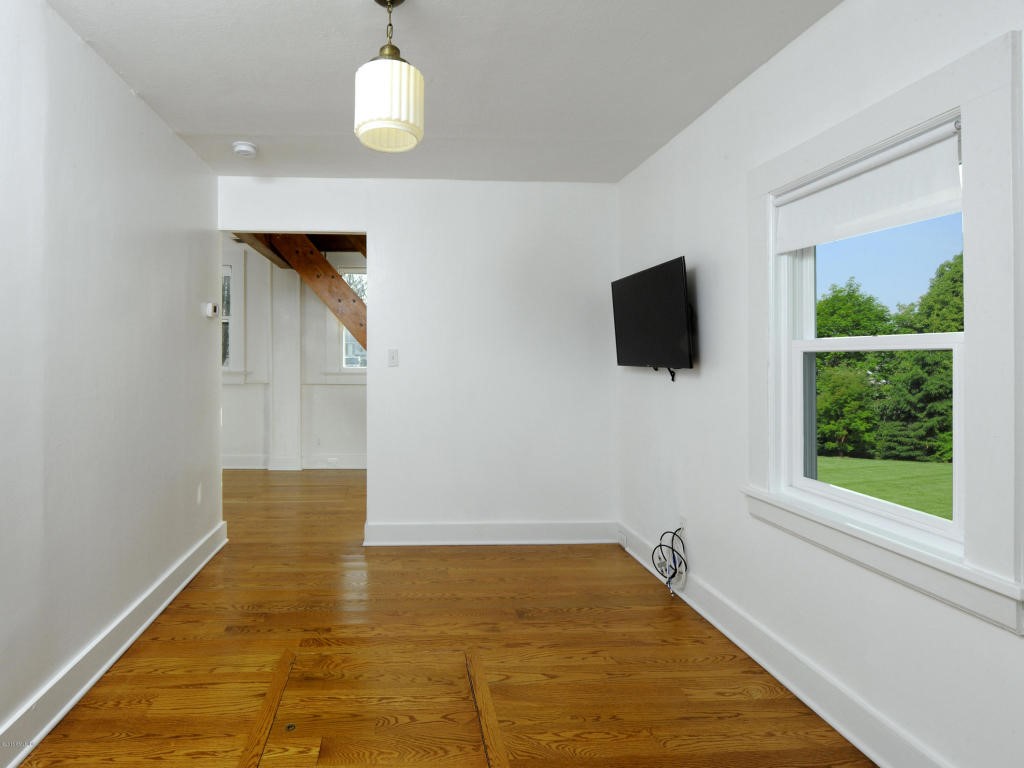 36 Cook Road, Stamford, CT 06902