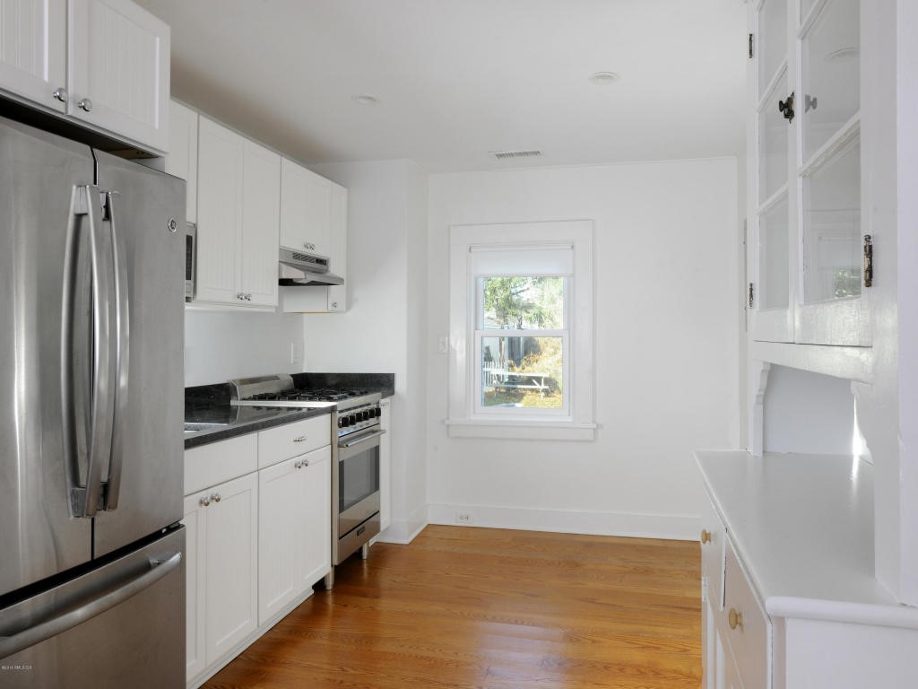 36 Cook Road, Stamford, CT 06902