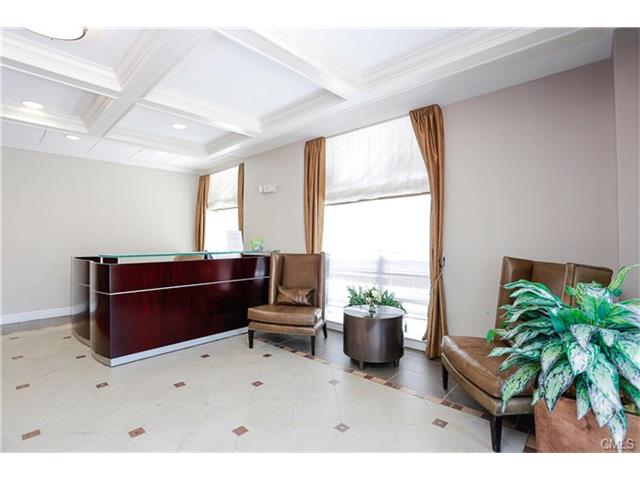 850 East Main Street, Stamford, CT 06902