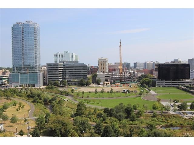 51 Schuyler Avenue, Stamford, CT 06902